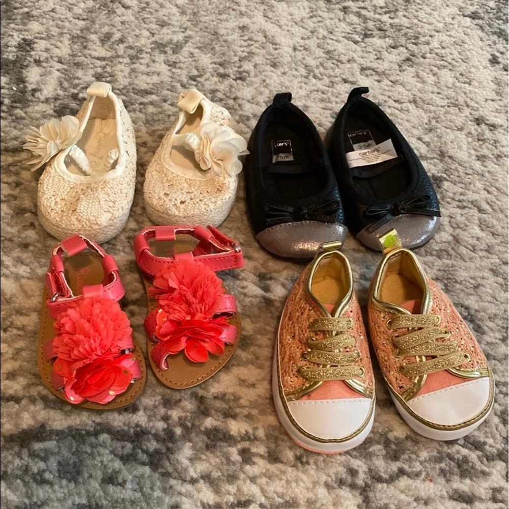 Size 3-6 months baby shoes